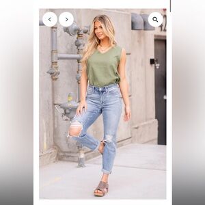 Judy Blue Boyfriend Fit Jeans| size 7/28